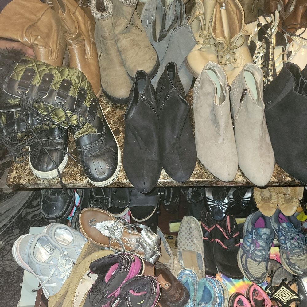 Shoes - Picture 10 of 10